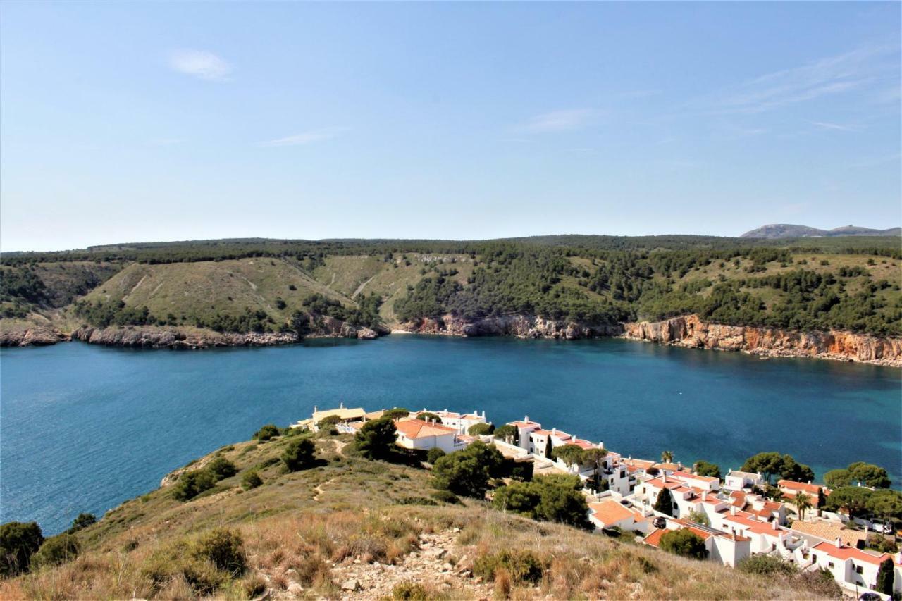 Llevant L' Escala المظهر الخارجي الصورة